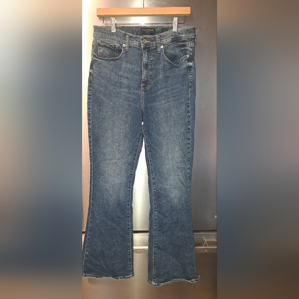 Ladies Lucky Brand High Rise Stevie Flare Jeans Stretch Soze 12/31  City Cowgirl - Picture 2 of 8